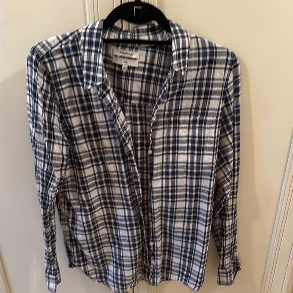 Madewell Blue and White Casual Button Down Shirt